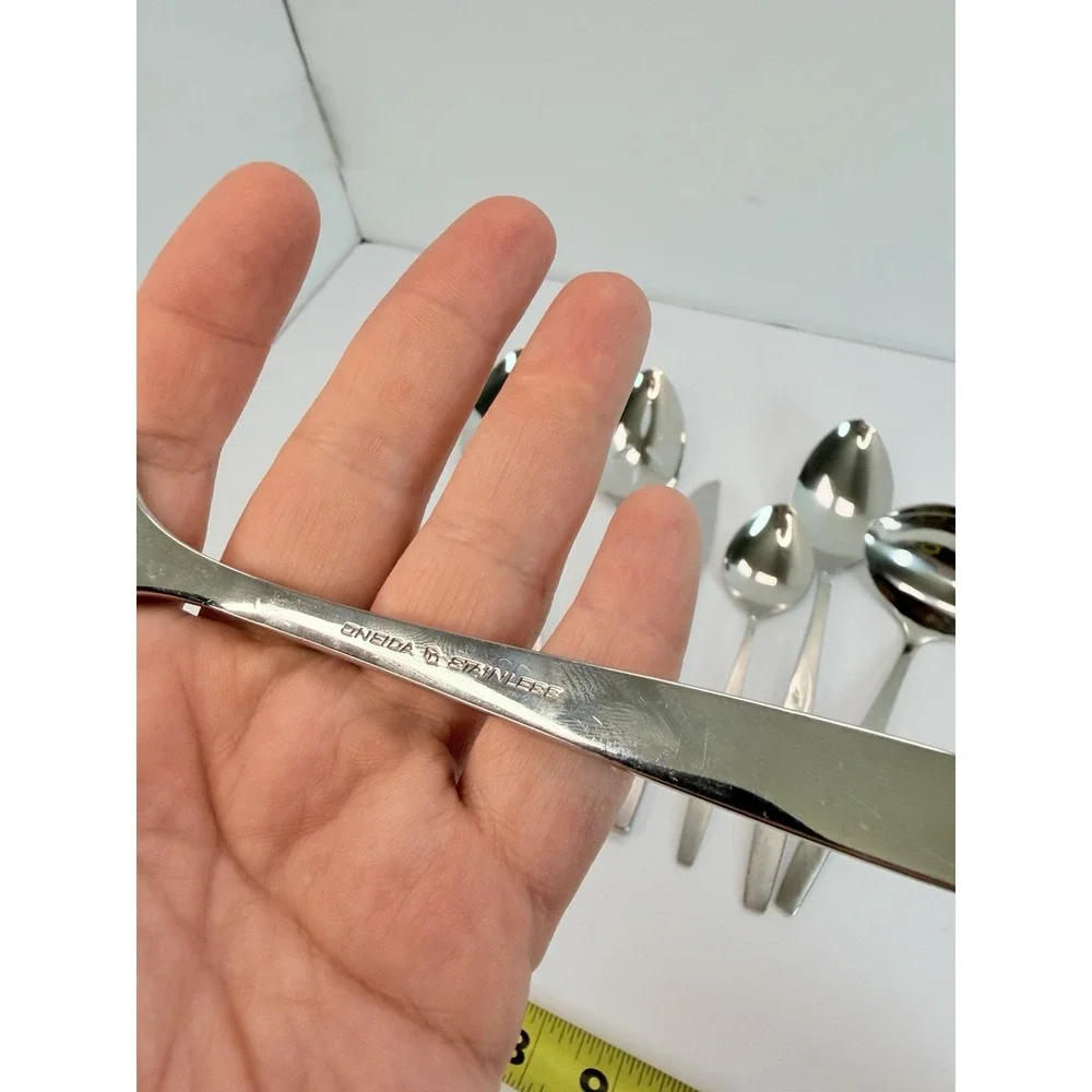 Oneida stainless will